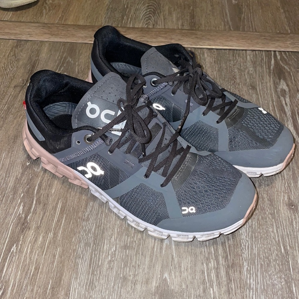 On Cloud Cloudflow 6W Running Shoe